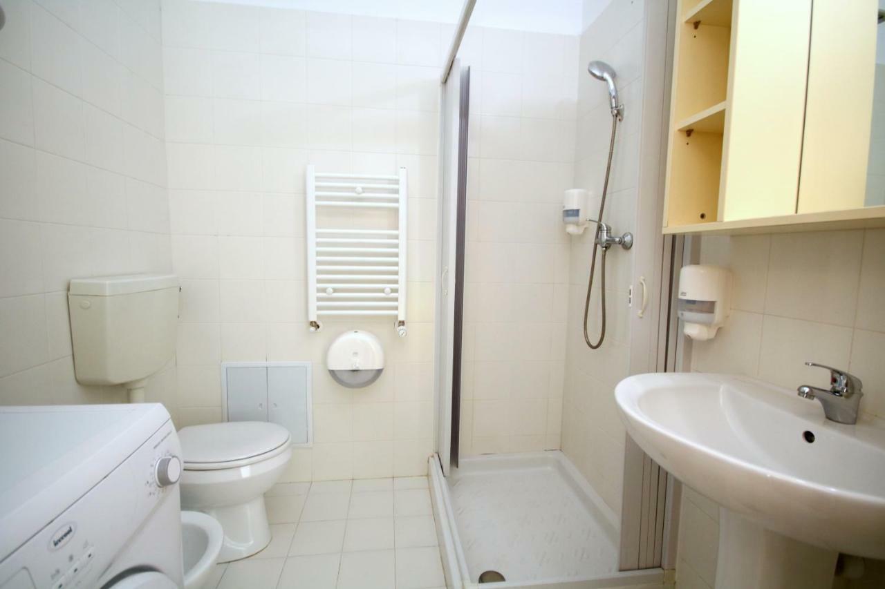 Comfort Apartments تيميشورا المظهر الخارجي الصورة